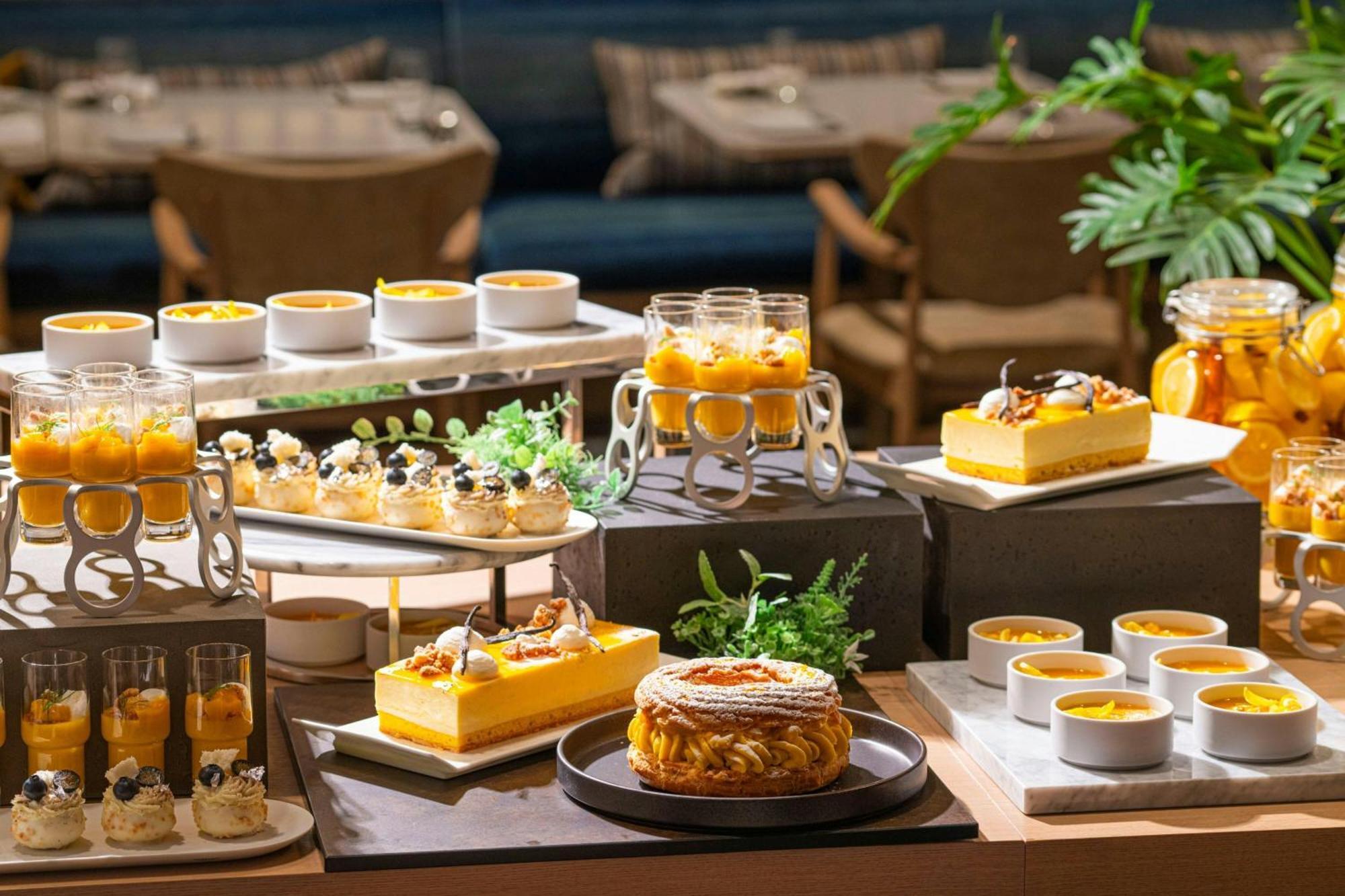 Courtyard By Marriott Fukui Hotell Exteriör bild