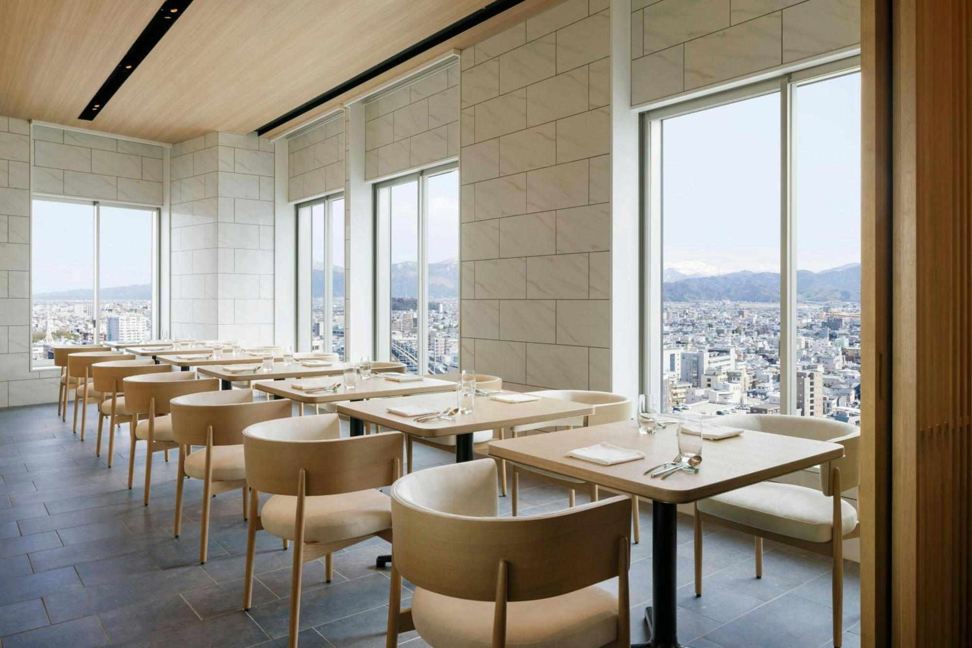 Courtyard By Marriott Fukui Hotell Exteriör bild