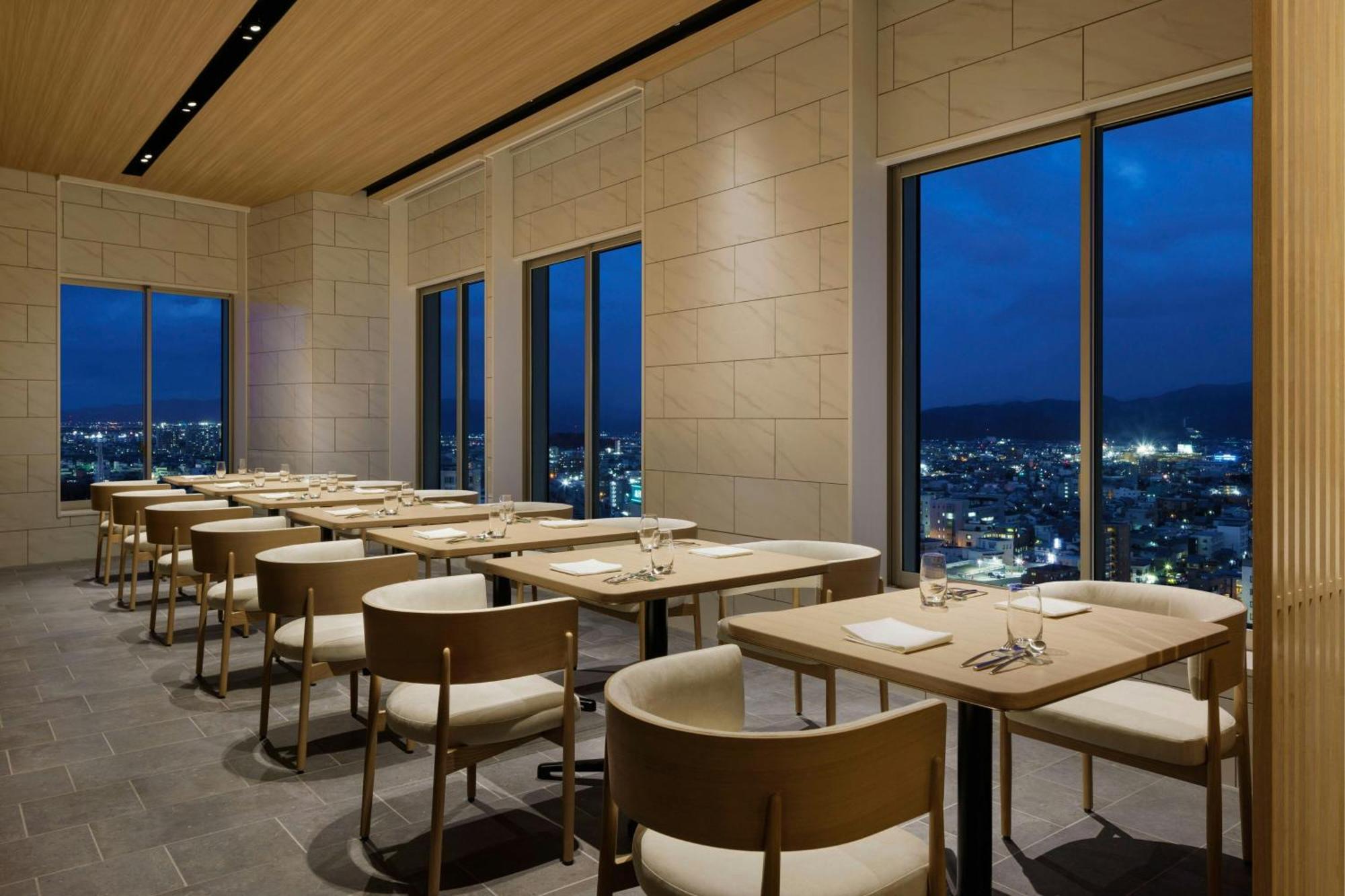 Courtyard By Marriott Fukui Hotell Exteriör bild